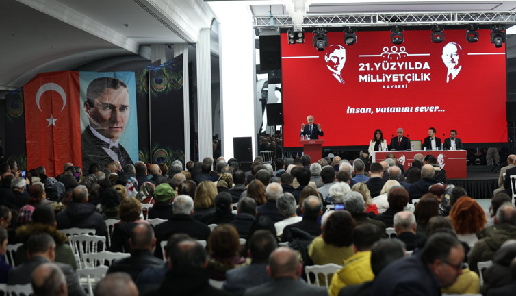 Kemal Kılıçdaroğlu Ülkücü kanaat önderleri ile '21. Yüzyılda Milliyetçilik’ konferansına katıldı