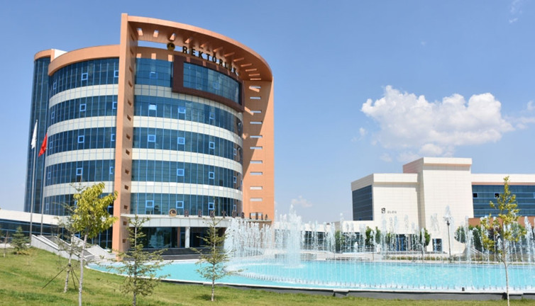 Burdur Mehmet Akif Ersoy akademik personel alacak