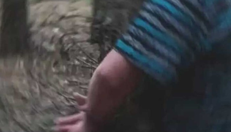 Eşini taciz eden Süleyman’a tuzak kurup cinsel organını öptürdü