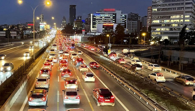 İstanbul'da yılbaşı gecesi trafiğe kapatılacak cadde ve sokaklar