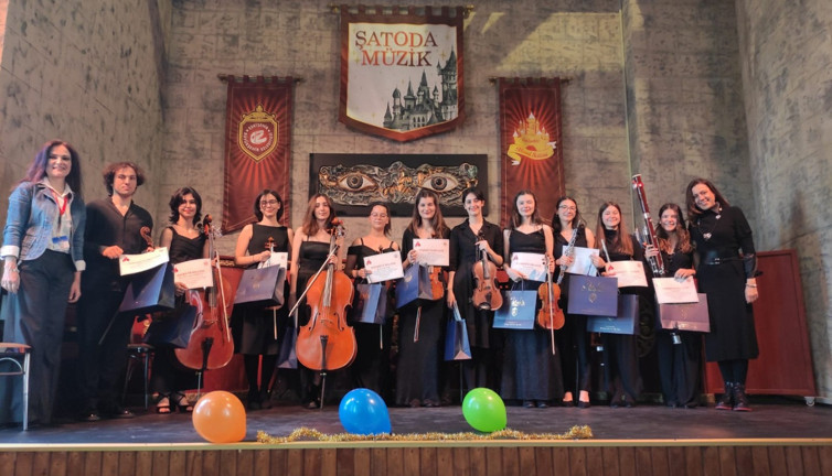 Masal Şatosu'nda 2022'nin son konseri