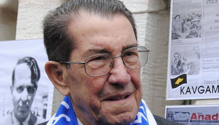 Erk Yurtsever için Armağan Kitap