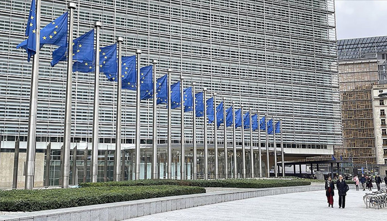 AB, İsrailli bakanın Mescid-i Aksa baskınını "endişe verici" buluyor