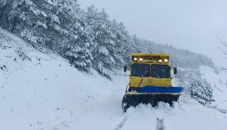 Sinop’ta yüksek kesimlerde kar yağışı etkili oldu