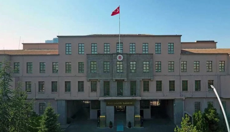 Sahte diplomalı çalışan sorusuna bakanlık 40 gündür sessiz. Sahte doktor ve avukattan sonra durum meclis gündemine geldi