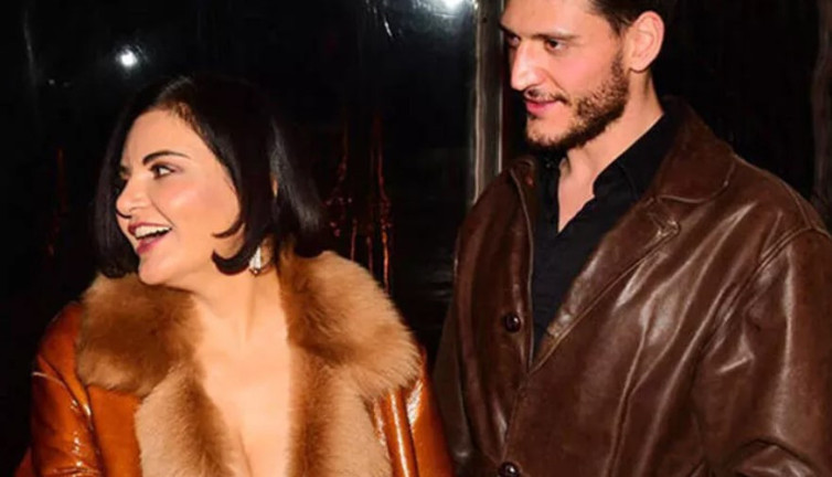 Şarkıcı Göksel ve sevgilisinin aşkları bitti işleri bitmedi