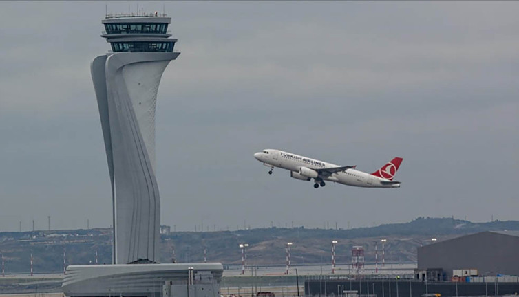 Havalimanlarında yolcu sayısı 182 milyonu aştı