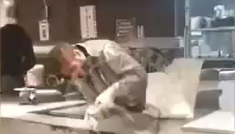 Sosyal medyada büyük tepki topladı. Köfteci Yusuf'ta yok artık dedirten görüntüler