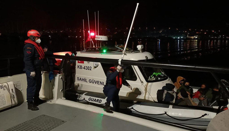 Bodrum açıklarında 45 kaçak göçmen kurtarıldı
