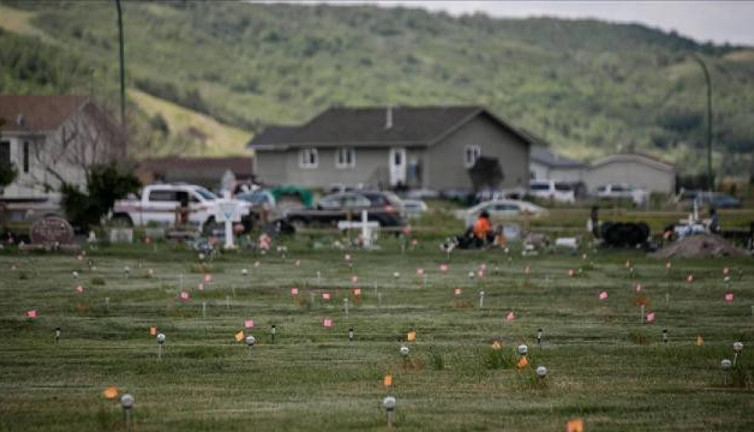 Kanada'daki kilise okulu arazisinde yeni mezarlar bulundu