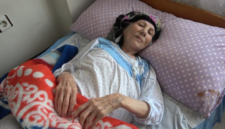 80 yıldır kimliksiz yaşıyor