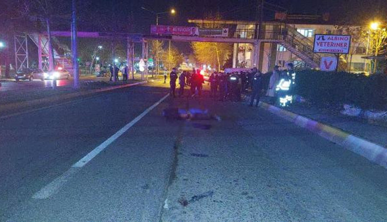 Vicdansız sürücü, yayaya çarparak öldürdü otomobilini bırakıp kaçtı