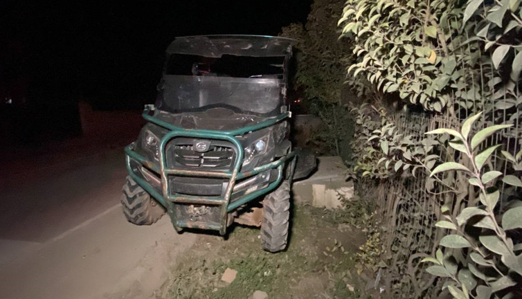 Köpeğe çarpmamak için manevra yapan otomobil kaza yaptı: 4 yaralı