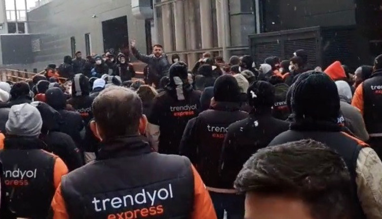 Eylemler sonrası Trendyol kuryelerine yüzde 120 zam yapıldı. Şirketten yazılı açıklama geldi