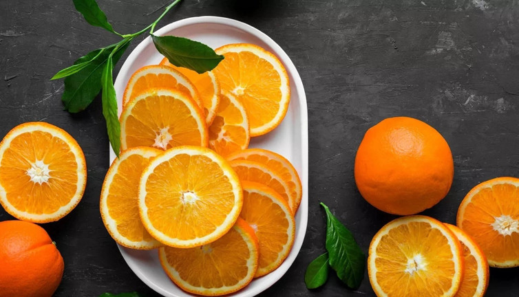 Portakal ve mandalinayı sakın böyle tüketmeyin. Mideyi alt üst ediyor