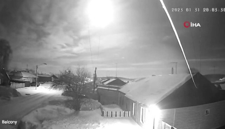 Gece bir anda gündüze döndü. Anbean kaydedildi