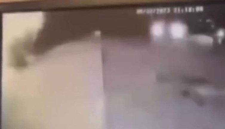 İstanbul'da mayın patladı. Ortalık savaş alanına döndü