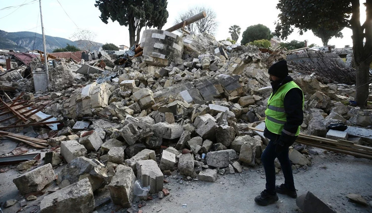 Hatay'daki muhtardan yok artık dedirten paylaşım: Ölüm yoksa hasar tespiti de yok