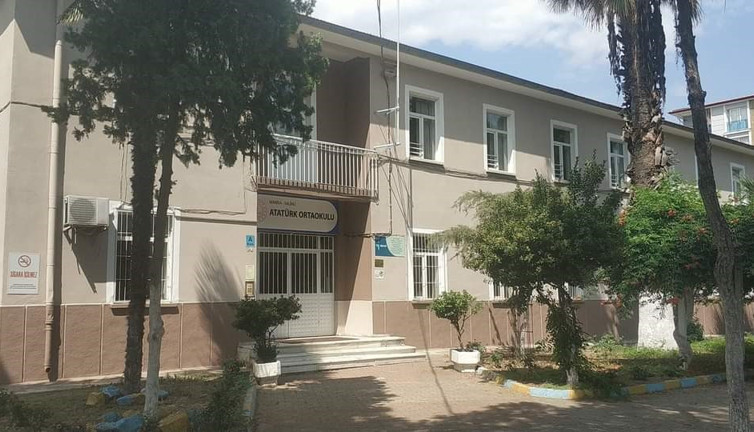 Manisa'da 5 okula yıkım kararı çıktı