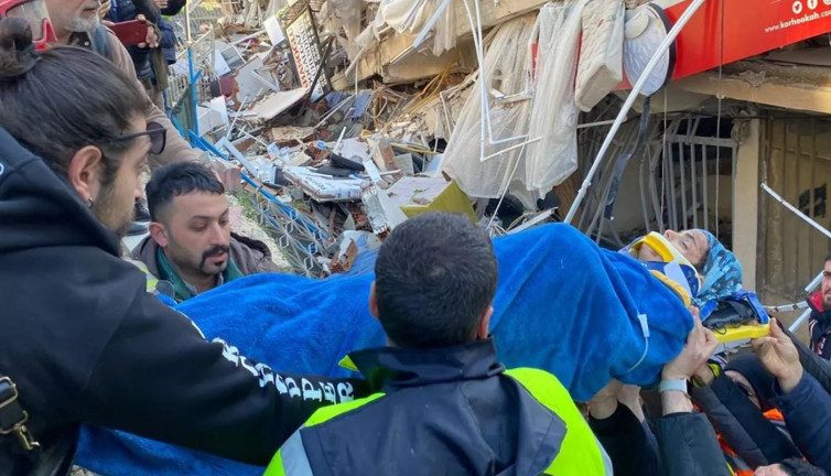 84 saat sonra enkazdan çıkarılan Beşiktaşlı Kerem hayatını kaybetti