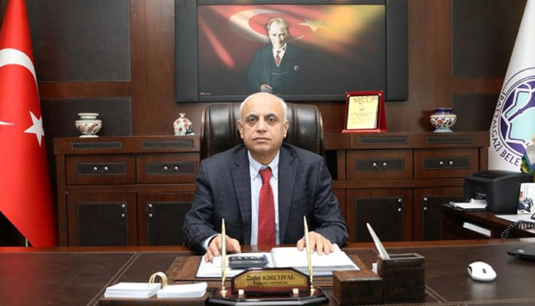 AKP'li isim tutuklandı. Deprem sırasında Malatya'daki oteli yıkılmıştı