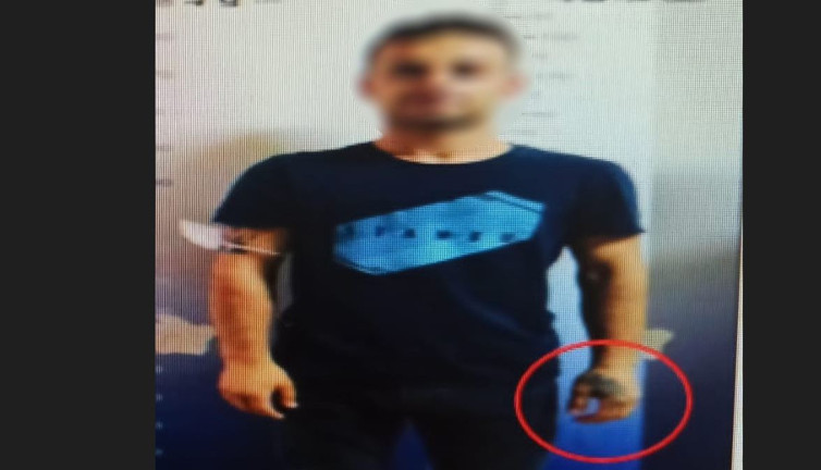 Suç makinesini dövmesi yakalattı