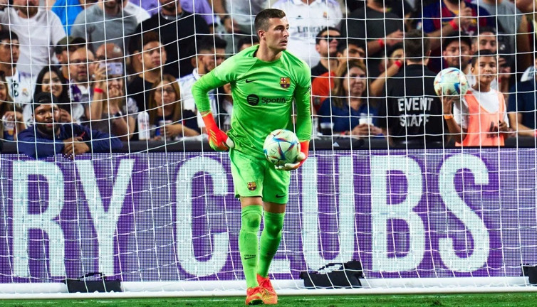 Barcelona'da Inaki Pena yeni takım arıyor. Görüşmeler durduruldu