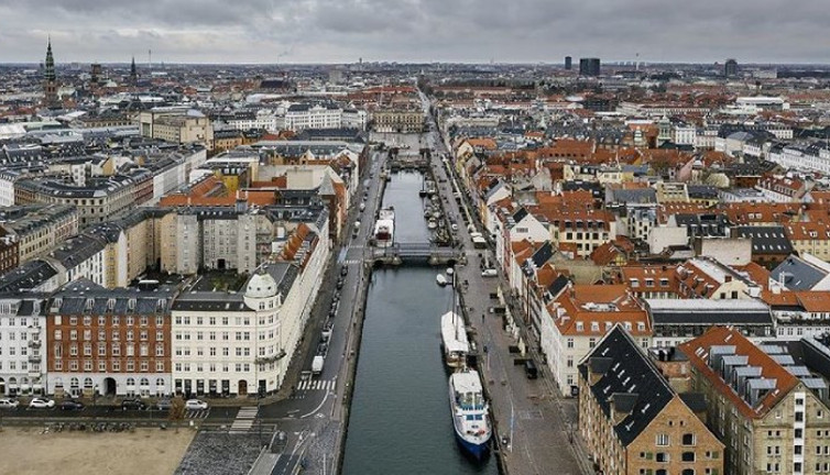 Danimarka, tasarruf için dini bayramı resmi tatil olmaktan çıkardı