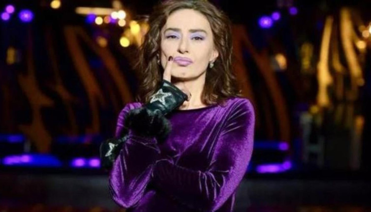 Yıldız Tilbe'den yerçekimiyle ilgili beyin yakan açıklama. Yerçekimini bulan Newton'un kemikleri sızladı