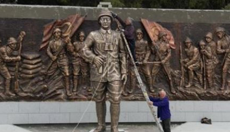 Şehitler Abidesi 10 Mart'a hazırlanıyor