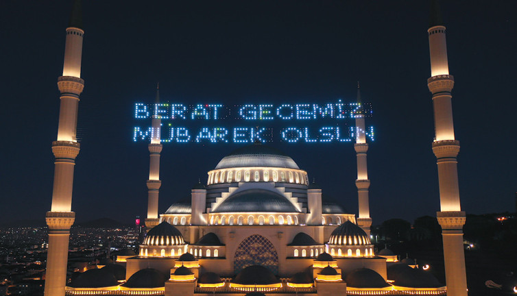 Berat Kandilinde gönderilecek mesajlar neler? 2023 Berat Kandili mesajları neler?