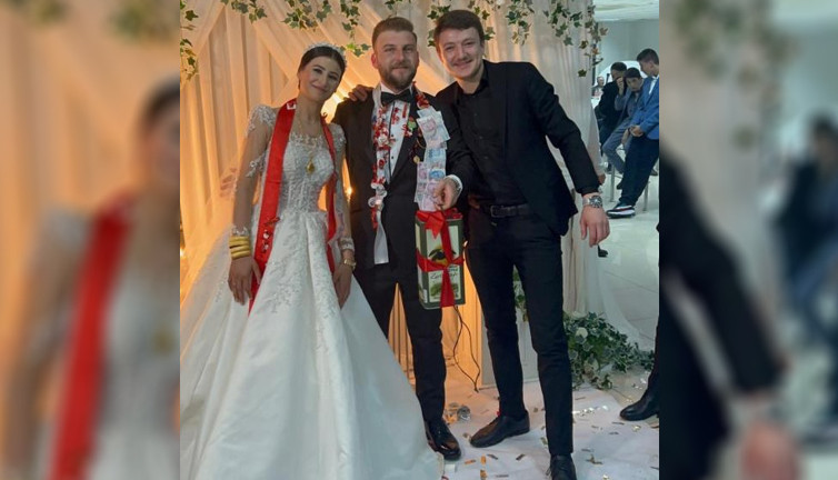 Bursa'da damada 5 litrelik teneke zeytinyağı taktılar