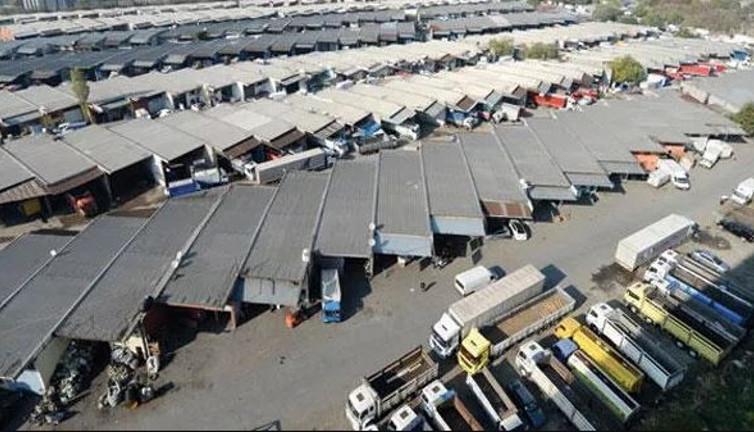 İstanbul'un göbeğindeki afet yasası ile boşatılan arazi Suudiler alınca imara açıldı. Arapları kalkındırma planı