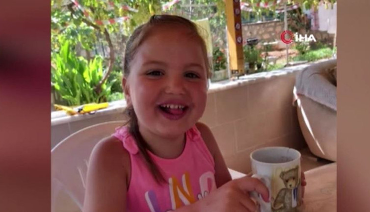 7 yaşındaki küçük kız okulda fenalaşıp öldü