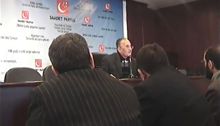 Oğuzhan Asiltürk’ün Erdoğan’ı anlattığı olay video ortaya çıktı. Erdoğan ittifak için ona gitmişti