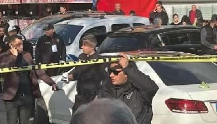 Kafeye pompalı tüfekli saldırı