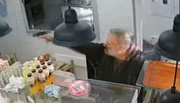 Saplantılı aşık börekçiyi böyle vurdu