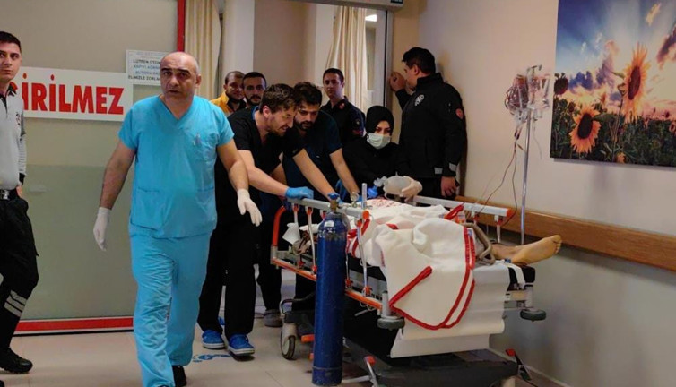 Bir gün önce işe girmişti. Testerenin bıçağının boynunu kestiği işçi hayatını kaybetti