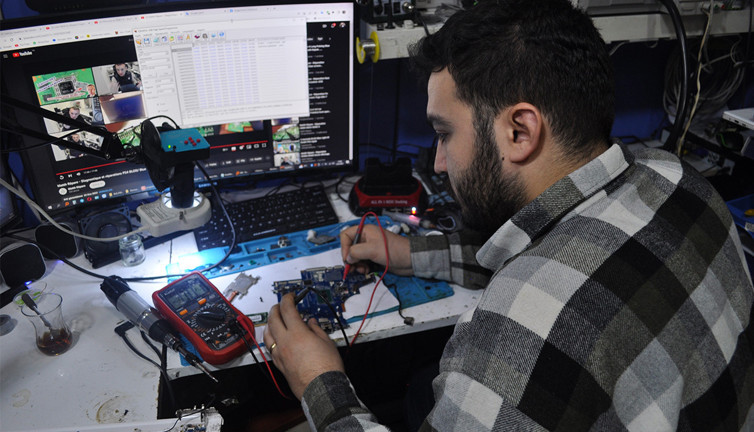 Bakın bu bir ekonomik kriz haberidir. Bilgisayar tamirlerine talep yüzde 100 arttı