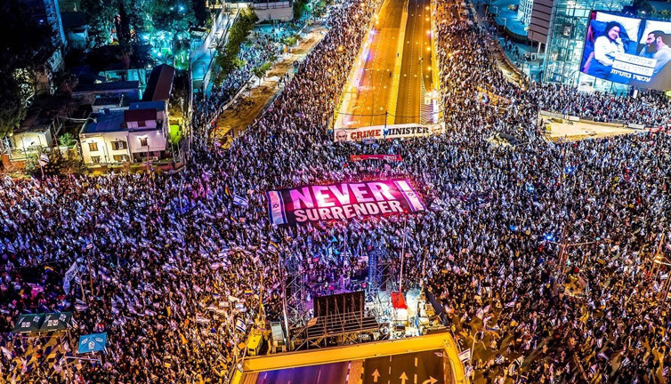 İsrail'de istihbaratçılar bazı emirlere uymayacaklarını açıkladı. Netanyahu'ya tepkiler dinmiyor