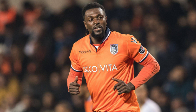 Emanuel Adebayor futbolu bıraktı