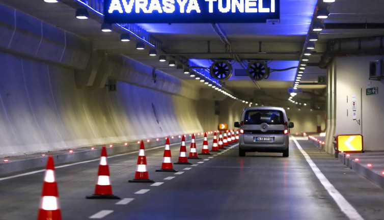 Geçiş garantili Avrasya Tüneli’nde 5 yıllık hedefe 6 yılda ulaşılamadı. Geçsek de geçmesek de ödüyoruz