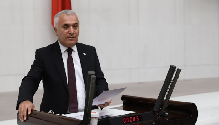 Deprem bölgesinde çevreye ve canlılara verilen zararlar hakkındaki önerge, AKP ve MHP oylarıyla reddedildi