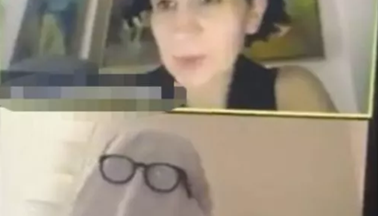 Online derse çarşafla katıldı