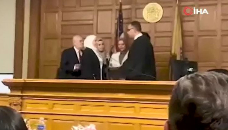 ABD’nin ilk başörtülü yargıcı göreve başladı