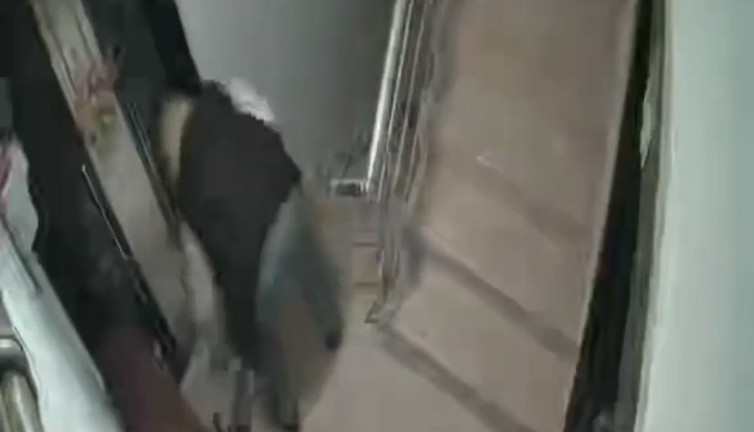 Bursa'da ayakkabı hırsızlığı olayı