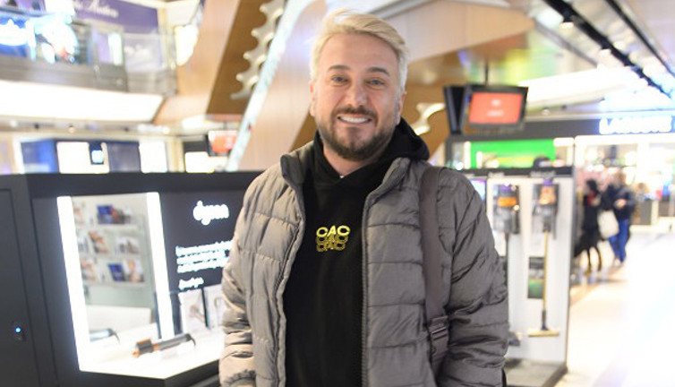 Saçlarını sarıya boyatan Onur Büyüktopçu bakın kime benzetildi