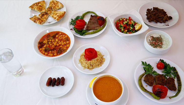 Uzmanı koşulsuz oruç tutmaması gereken hastaları açıkladı