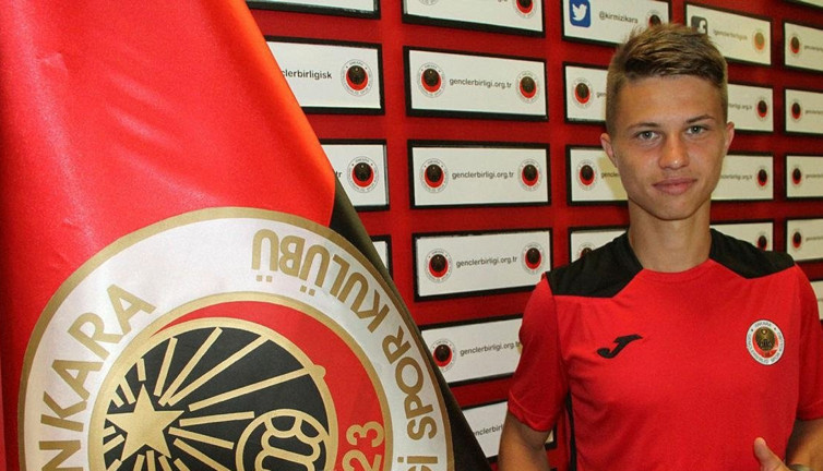 G.Birliği'nin futbolcusundan skandal Fenerbahçe paylaşımı