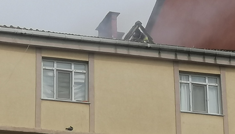 Baca yangını korkuttu